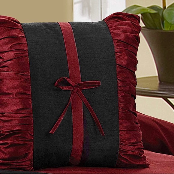 Ultra Soft 7 Piece Luxurious Set - Picture 4 of 7